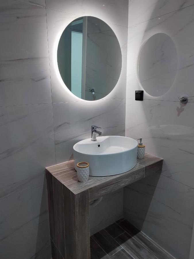 Alexander Luxury Apartments & Studios Метаморфосі Екстер'єр фото